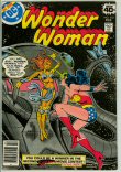 Wonder Woman 252 (VG+ 4.5)